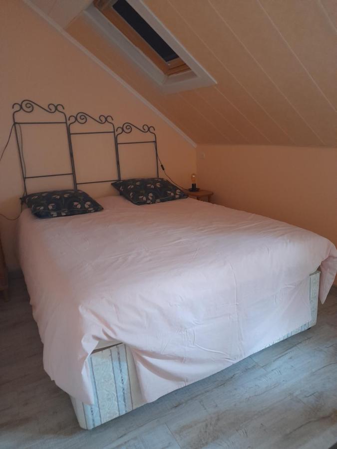 La Mare Aux Fees Bed & Breakfast Huelgoat Eksteriør bilde